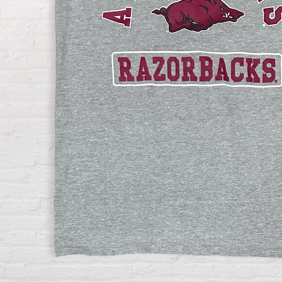 Russell Athletics University of Arkansas Razorbacks T Shirt Adult S Grey NCAA - Picture 2 of 5